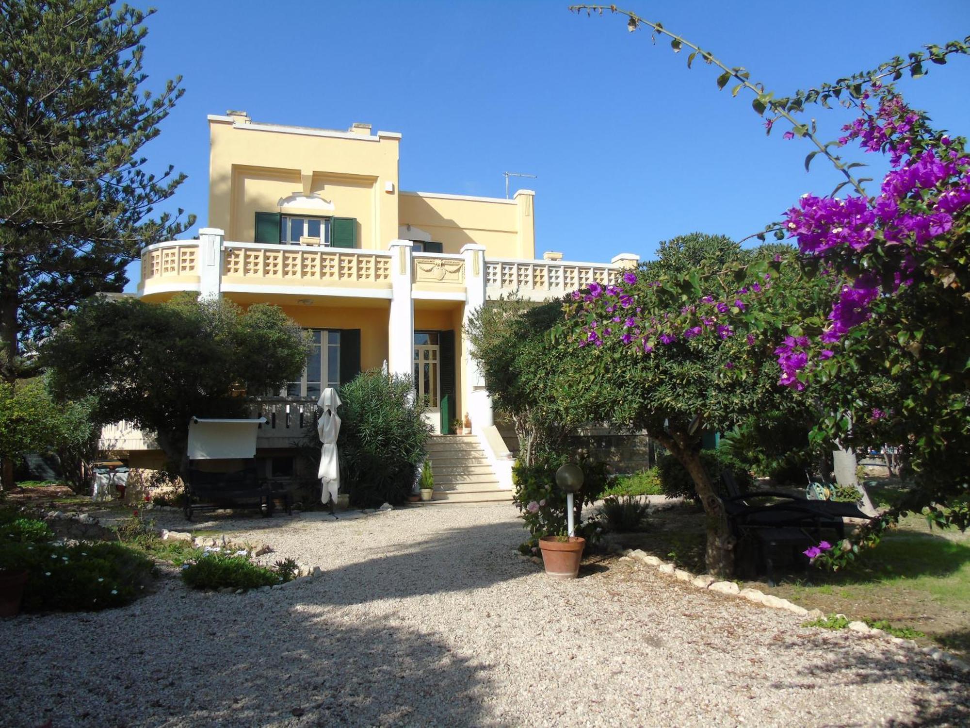 Villino Vanzetti 1930 Cagliari Exteriör bild