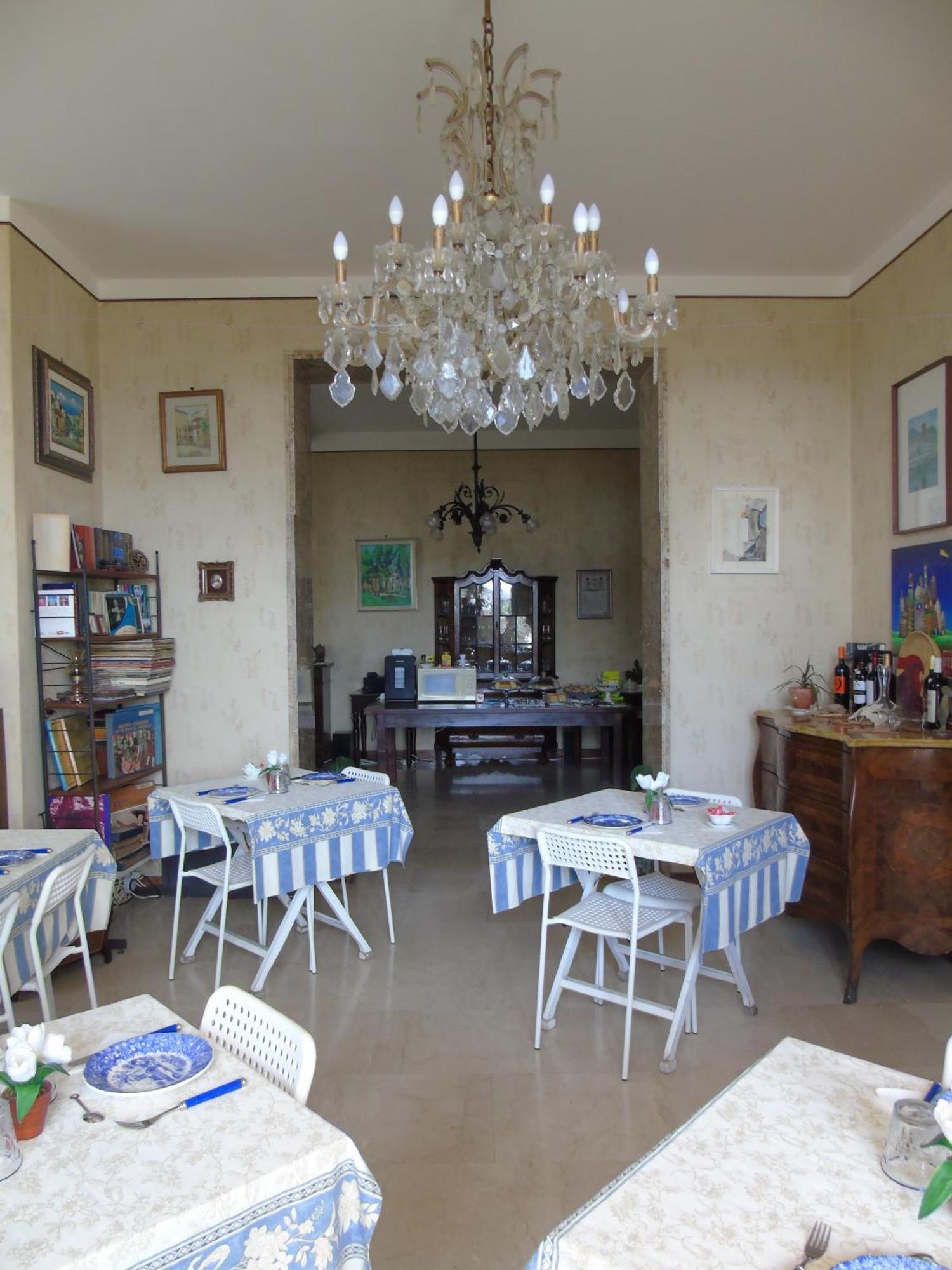 Villino Vanzetti 1930 Cagliari Exteriör bild